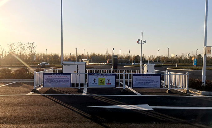 江蘇：緩解高峰執(zhí)勤壓力自動(dòng)巡航喊話(huà)智守交通崗