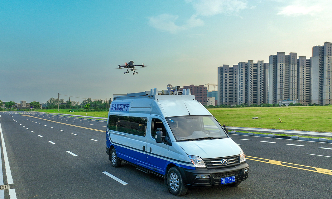 &ldquo;跑&rdquo;起來(lái)的機(jī)庫(kù)！移動(dòng)式無(wú)人機(jī)機(jī)庫(kù)揭秘