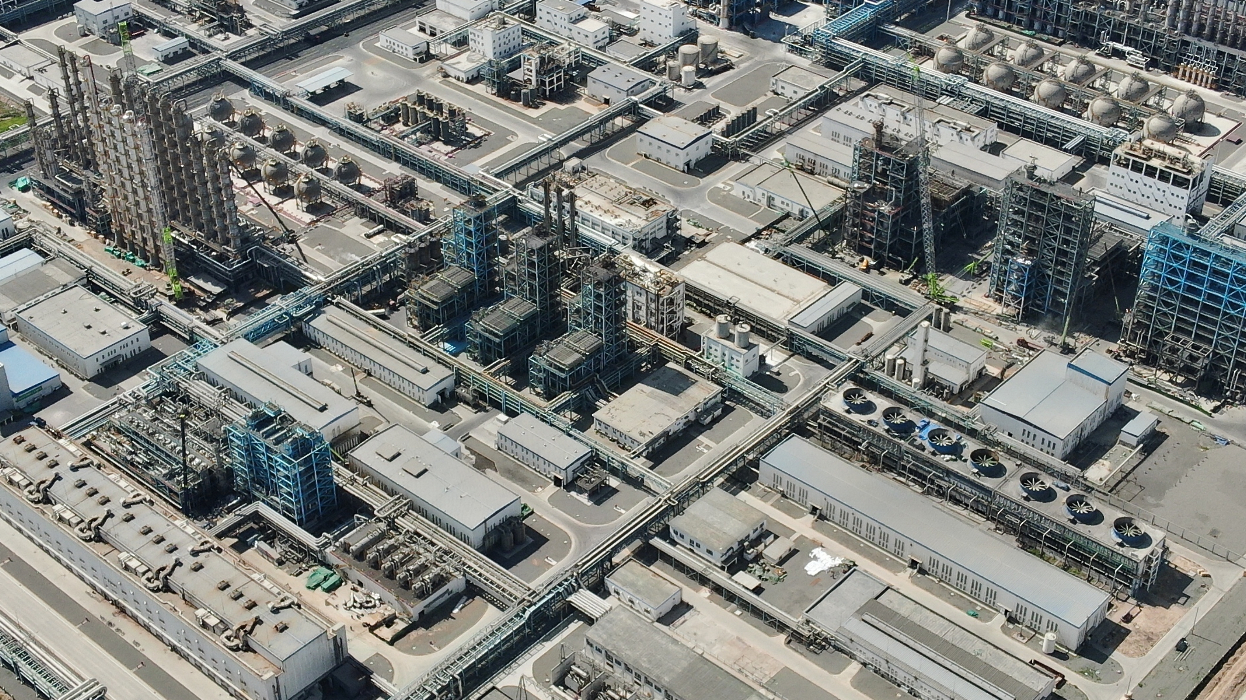 園區(qū)無人機(jī)巡檢覆蓋20+罐區(qū)，低空新質(zhì)生產(chǎn)力助推安全監(jiān)管